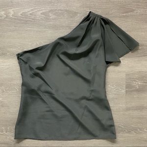 H by Halston one sleeve top